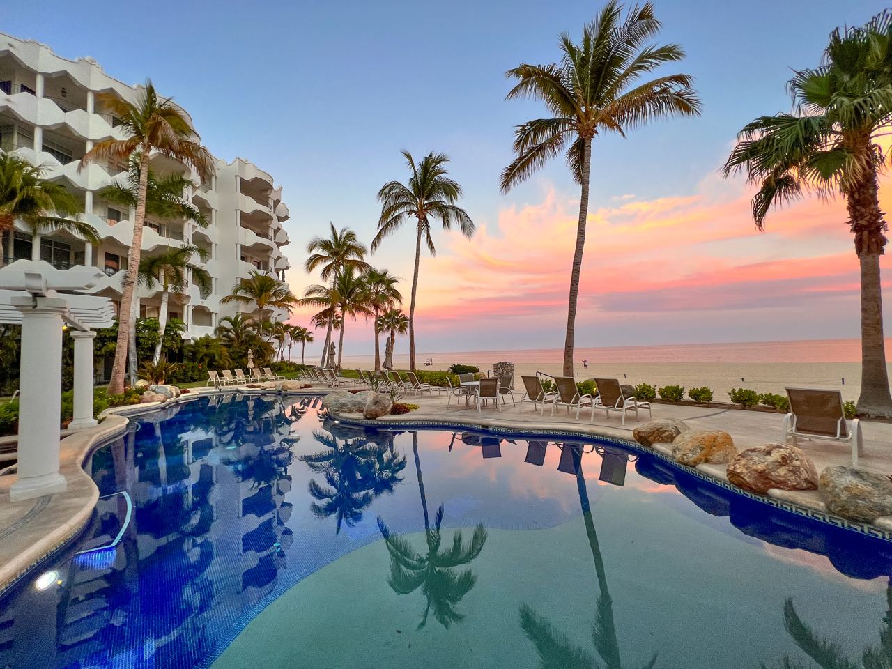 Unveiling the Secrets: Tips for Finding the Perfect Accommodation in Baja California Sur